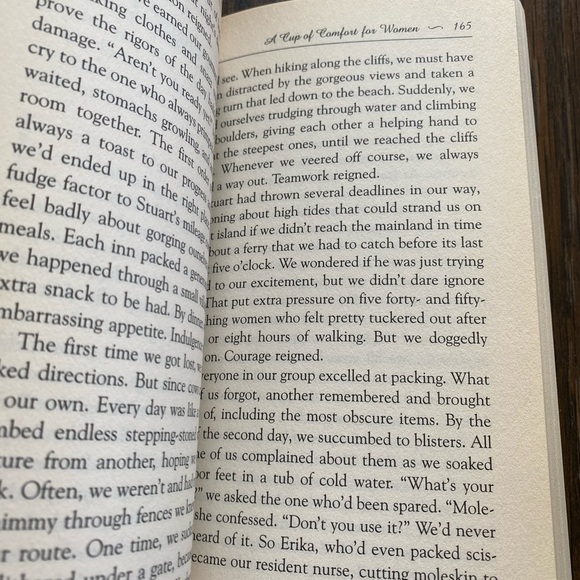 A Cup of Comfort for Women Book - Picture 2 of 3